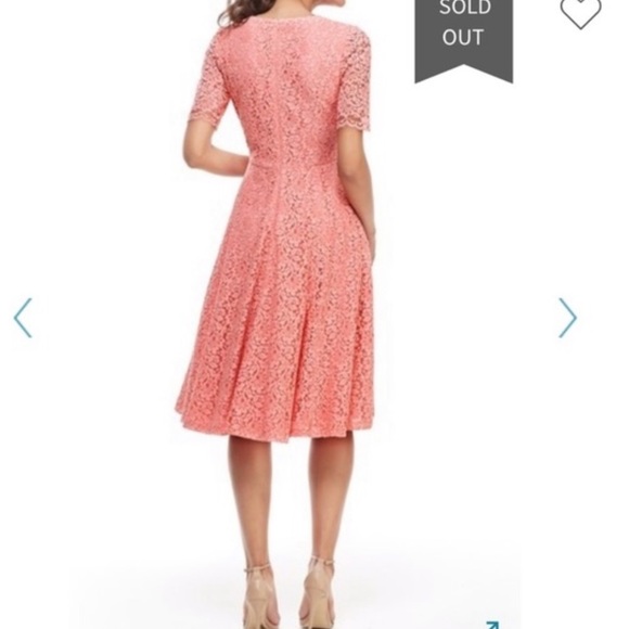 Gal Meets Glam Louisa - Picture 3 of 7